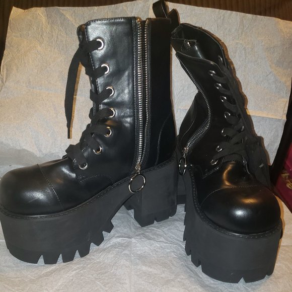 current mood reality bytes chunky platforms